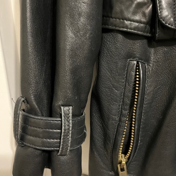 Ladies 90s Vintage Leather Jacket Size Medium - Picture 3 of 15